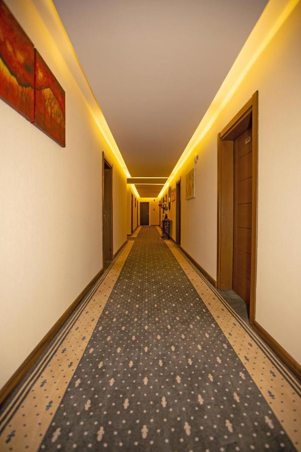 Jolnar Garden Hotel ماتشكا المظهر الخارجي الصورة